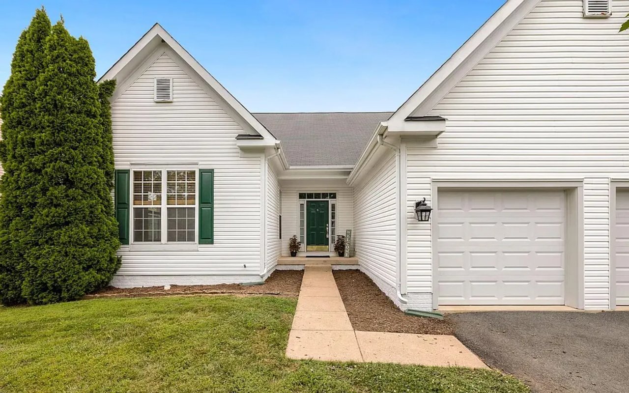 17140 Magic Mountain Dr