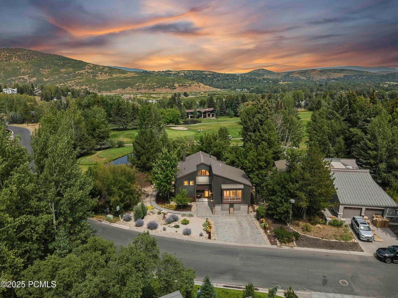 74 Thaynes Canyon Dr