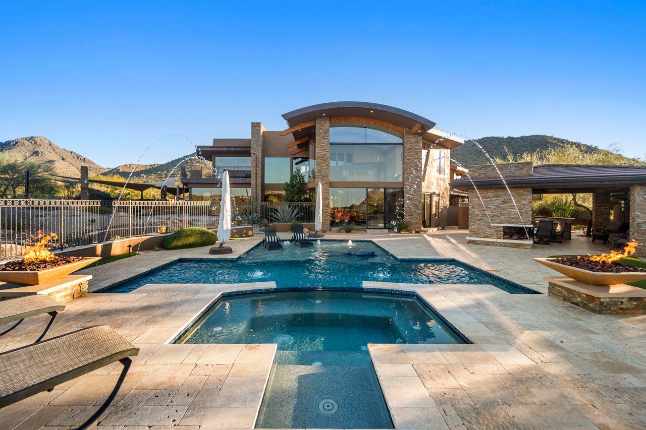 10570 E Pinnacle Peak Road