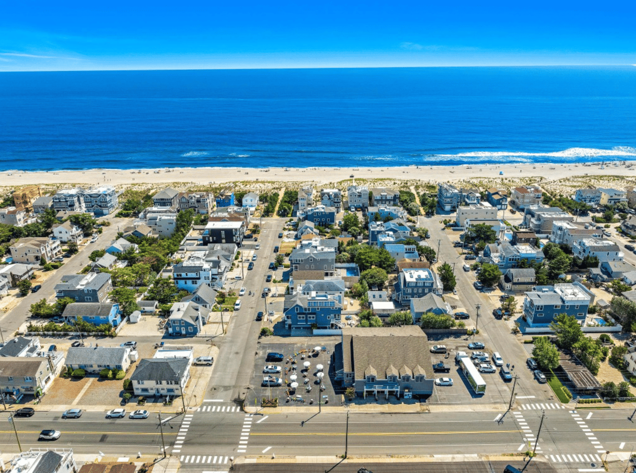28 16th Street, Surf City