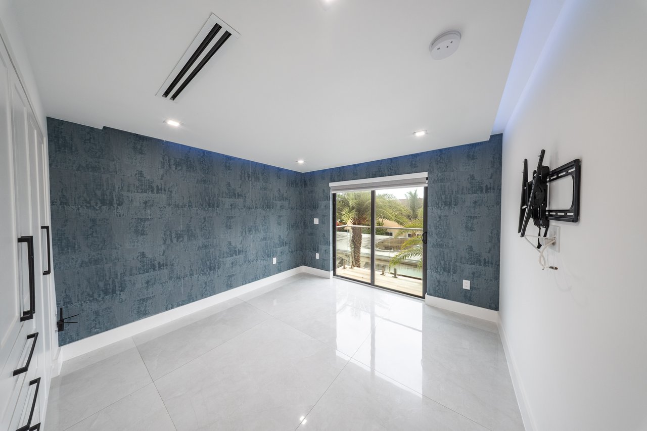 5601 N ocean