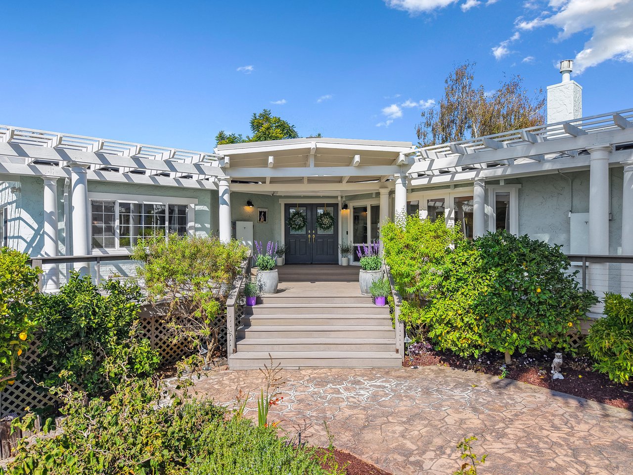 3999 Cherryvale Avenue | Soquel, California