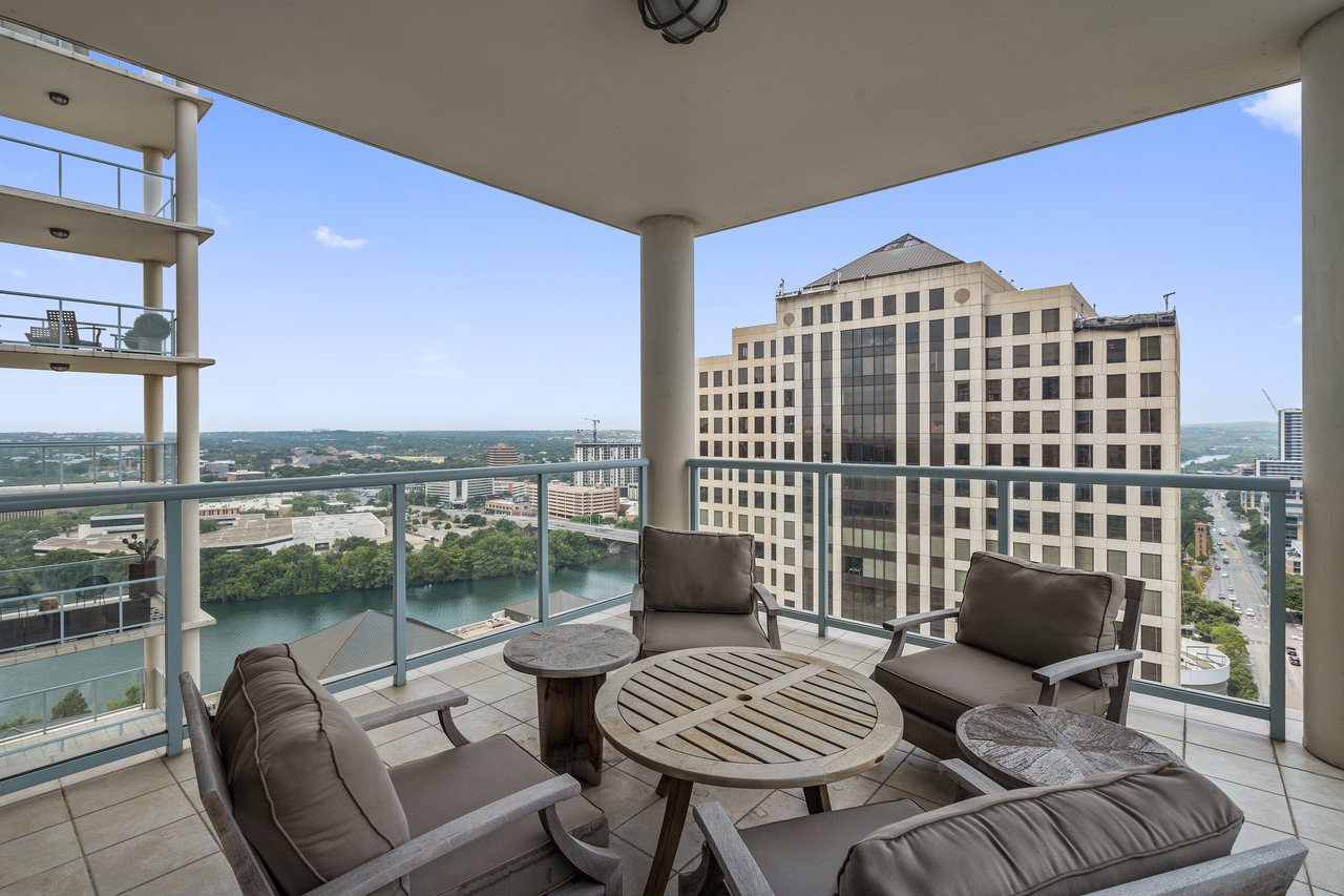 98 San Jacinto, #2002