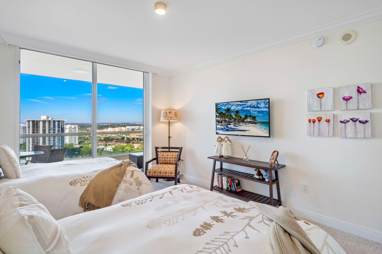 6000 Island Blvd # 2406