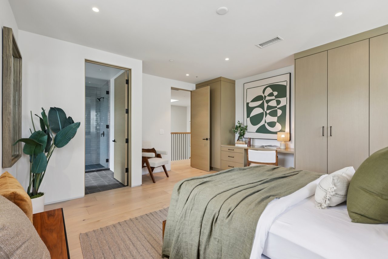 4113 Woodman Ave, Sherman Oaks
