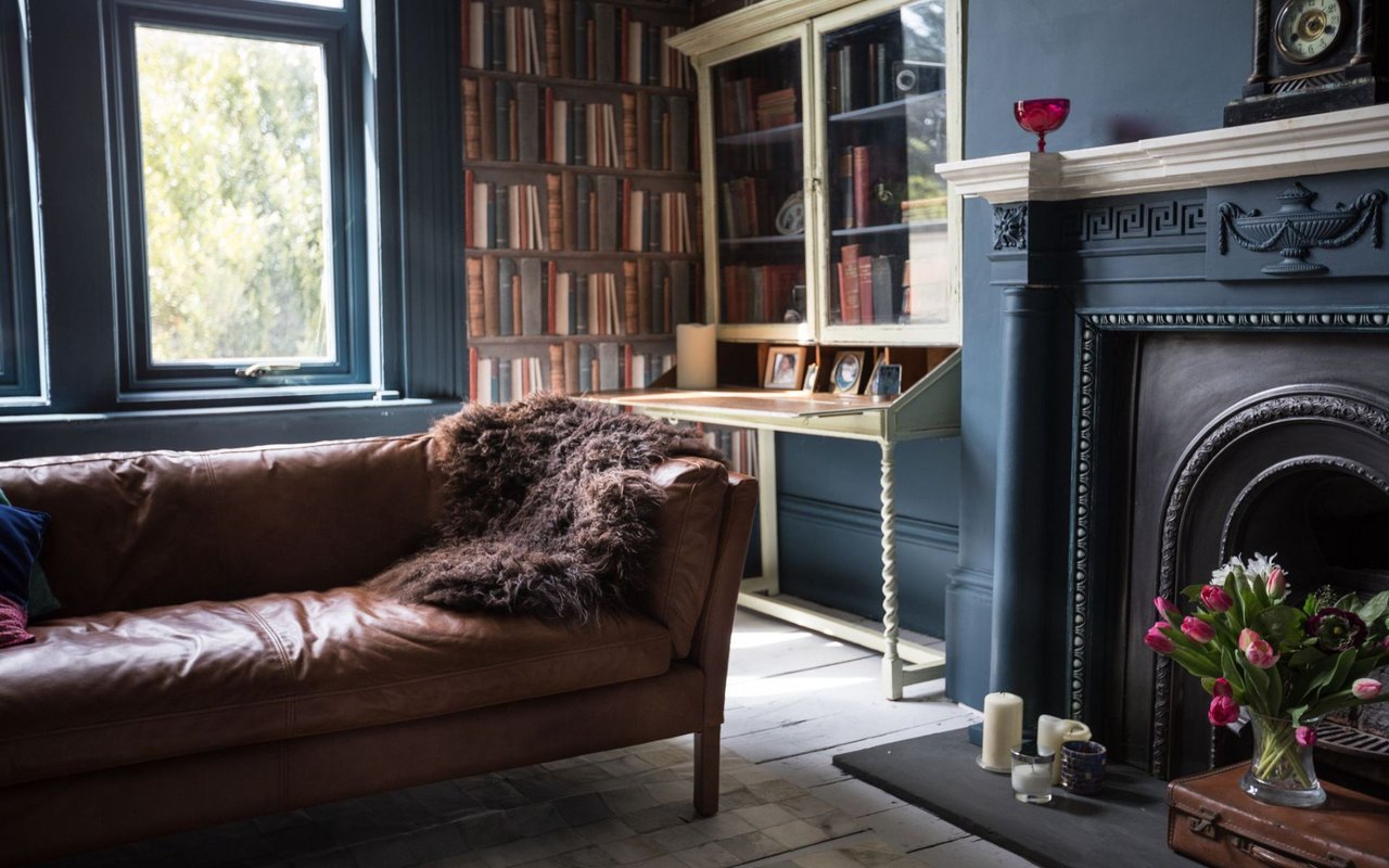 Stock Market Fluctuation And Luxury Real Estate Sales: Strange Bed Fellows