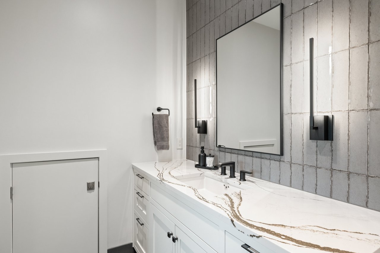 Lake Travis Waterfront