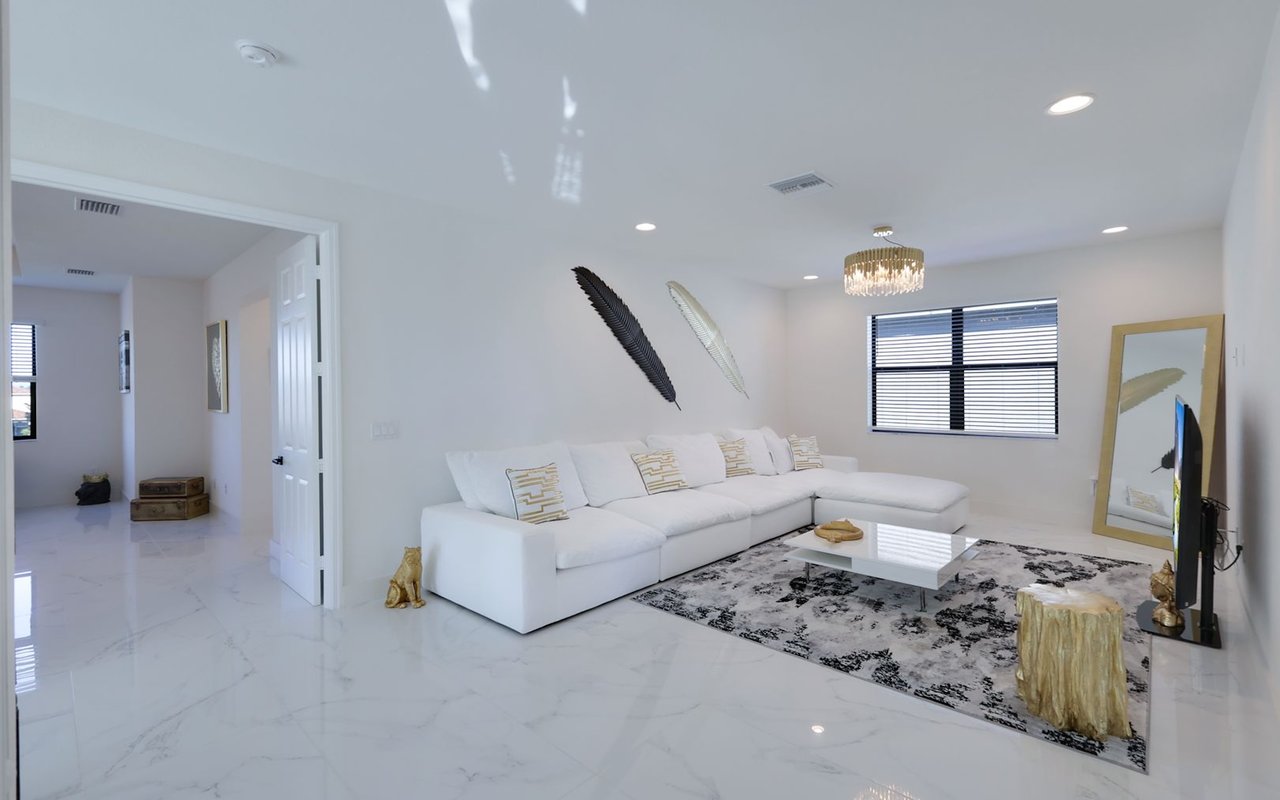 11604 Meadowrun Cir.
