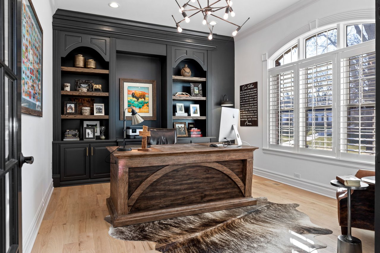 24 Williamsburg Estates Drive