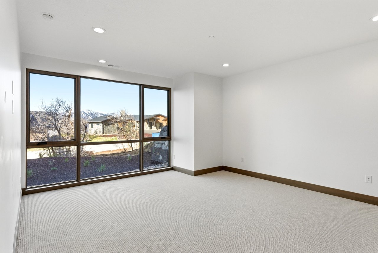 11004 N Wrangler Circle