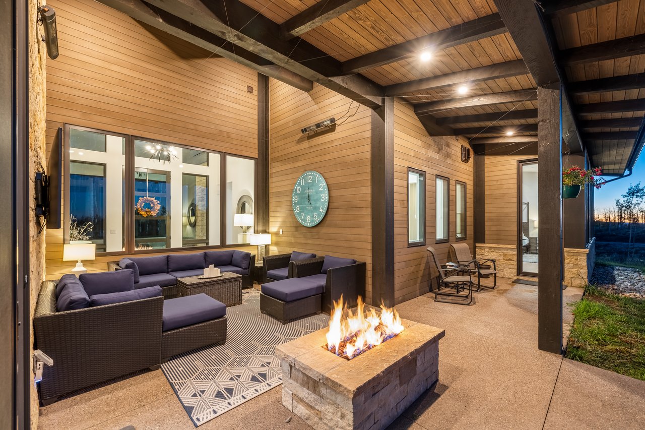 31 Taylor Creek Court