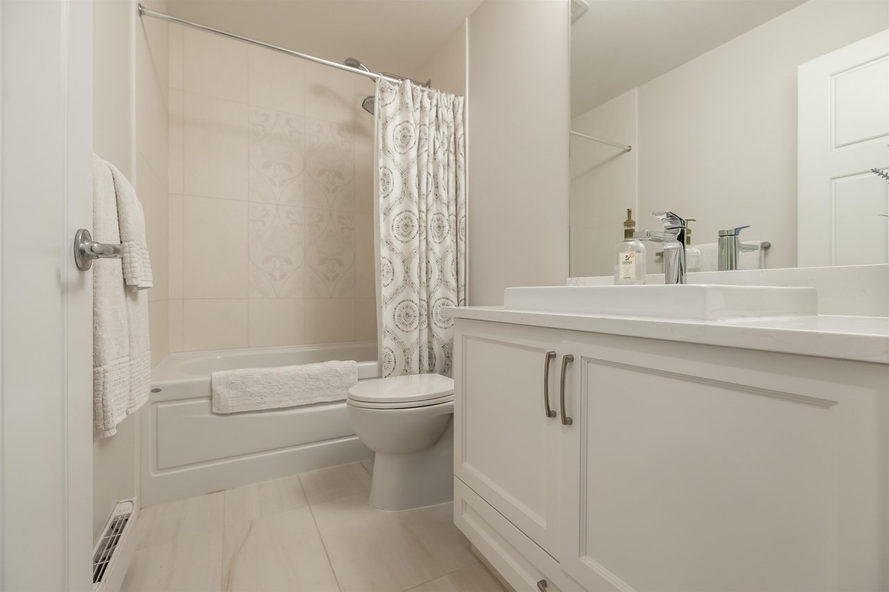2845 156 St, #16