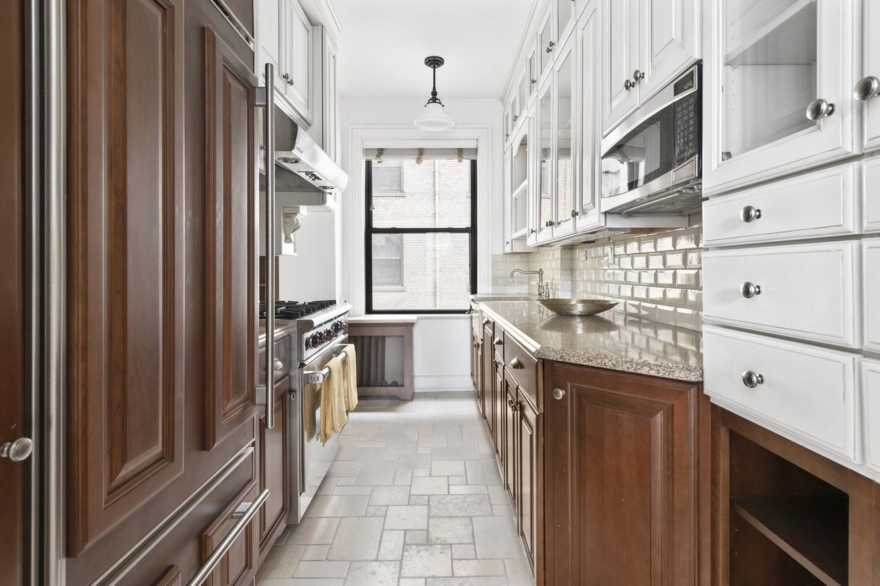 215 West 75th Street, #14A
