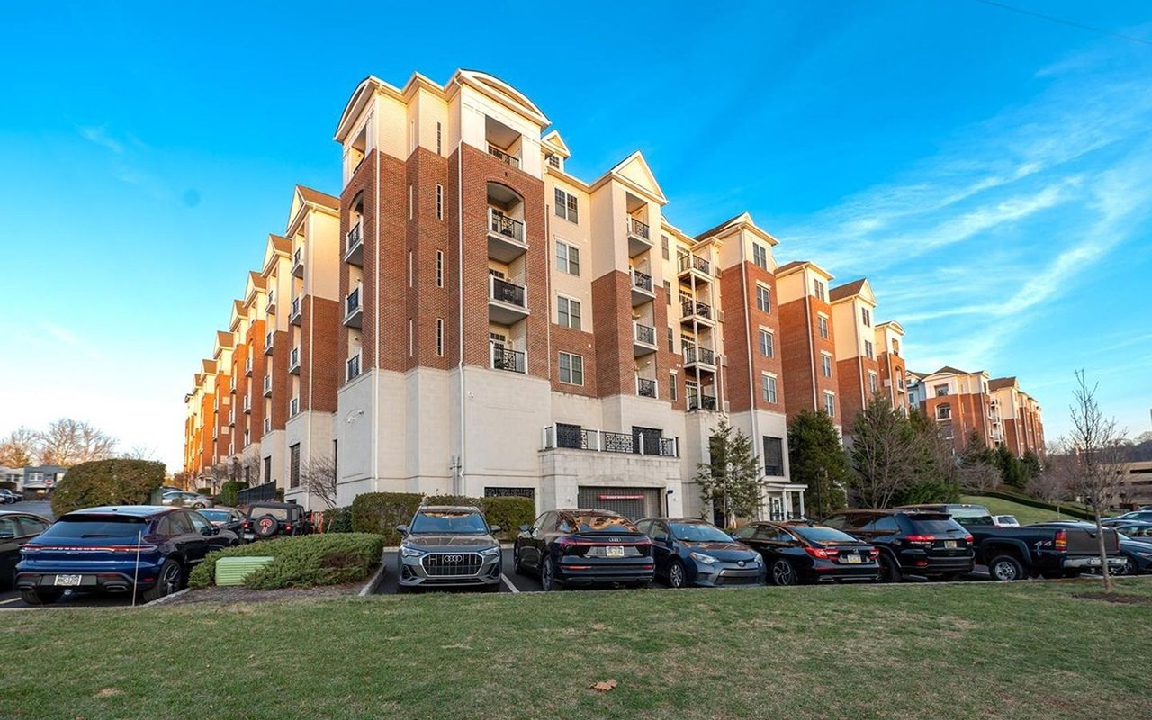 300 W Elm Street Unit 2423, Conshohocken, PA, 19428 is Now New to the Market!