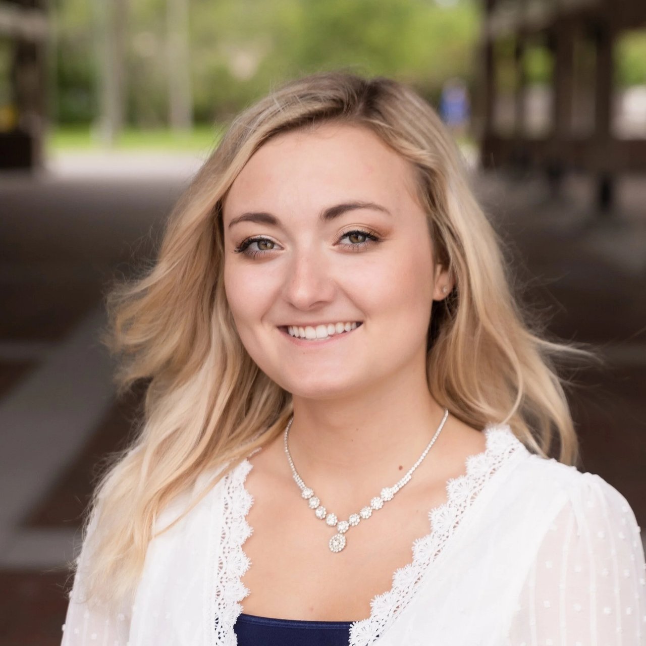 Madison Spires Inverness, FL Real Estate Agent Headshot