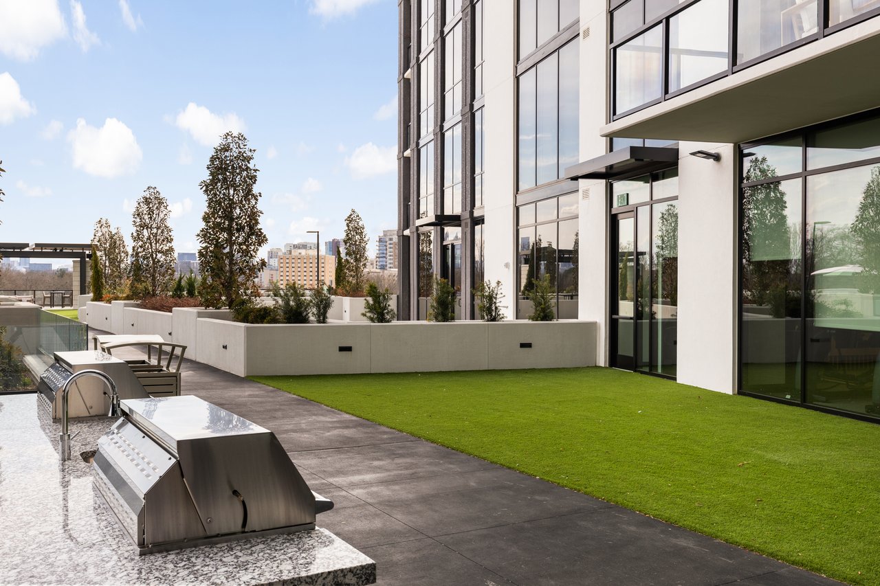 2425 Peachtree Road NE Unit 1406