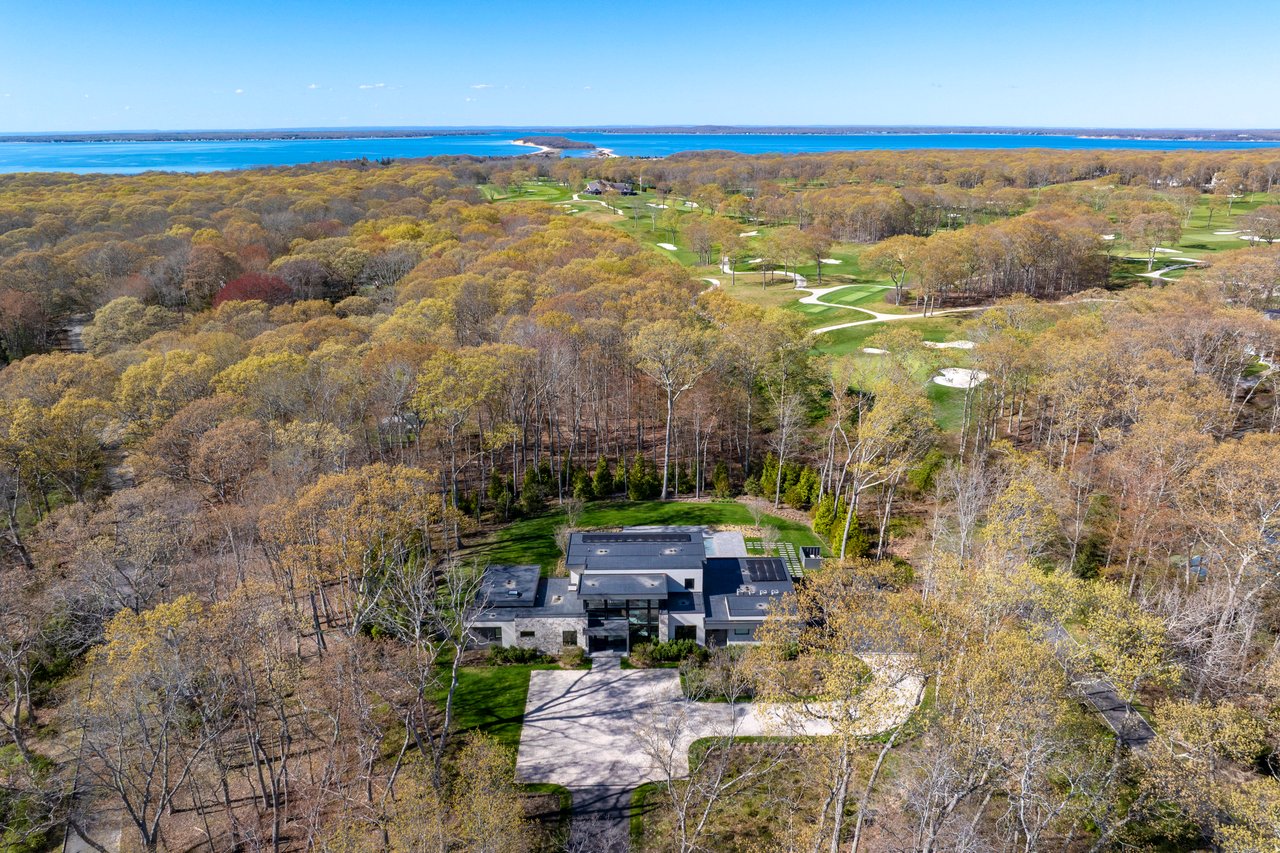 14 Fairway Court