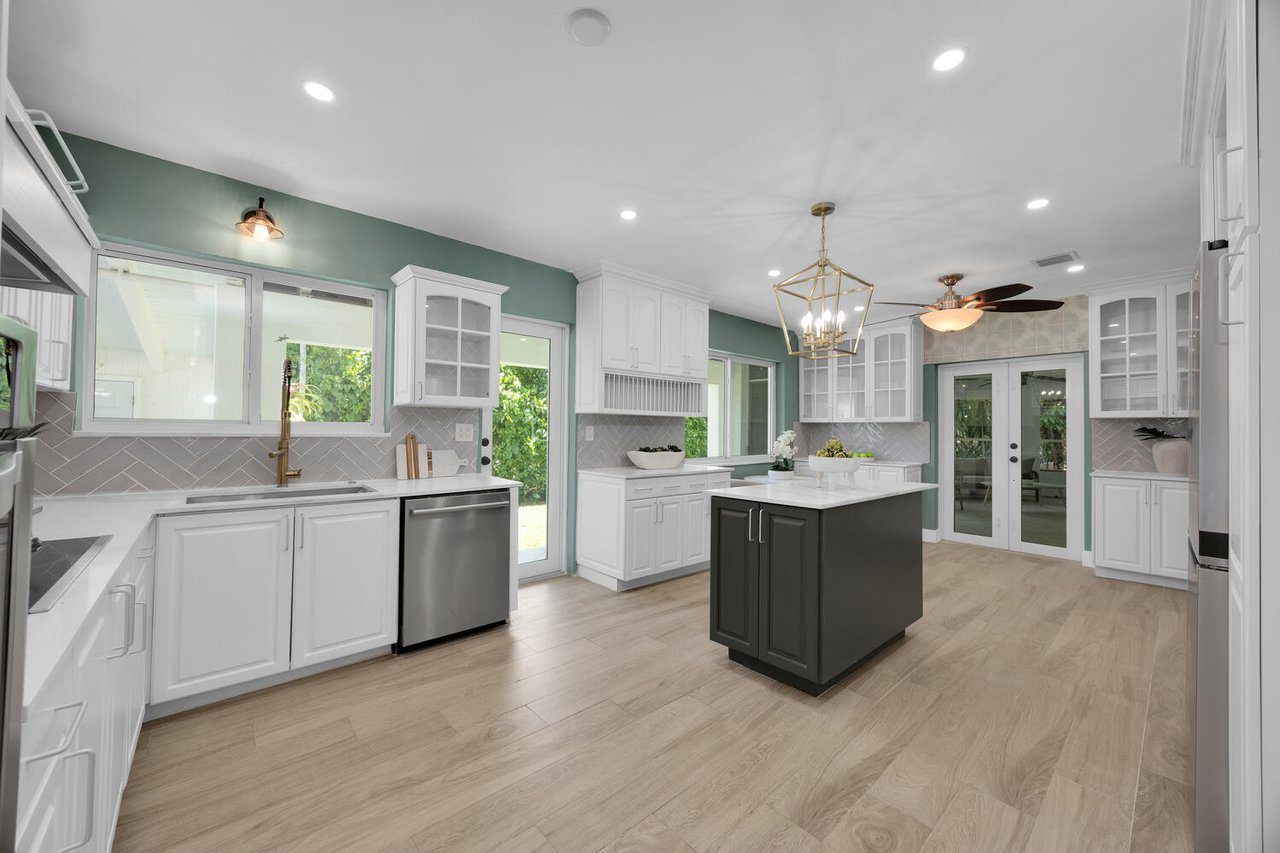 Coral Gables Beauty Just Listed