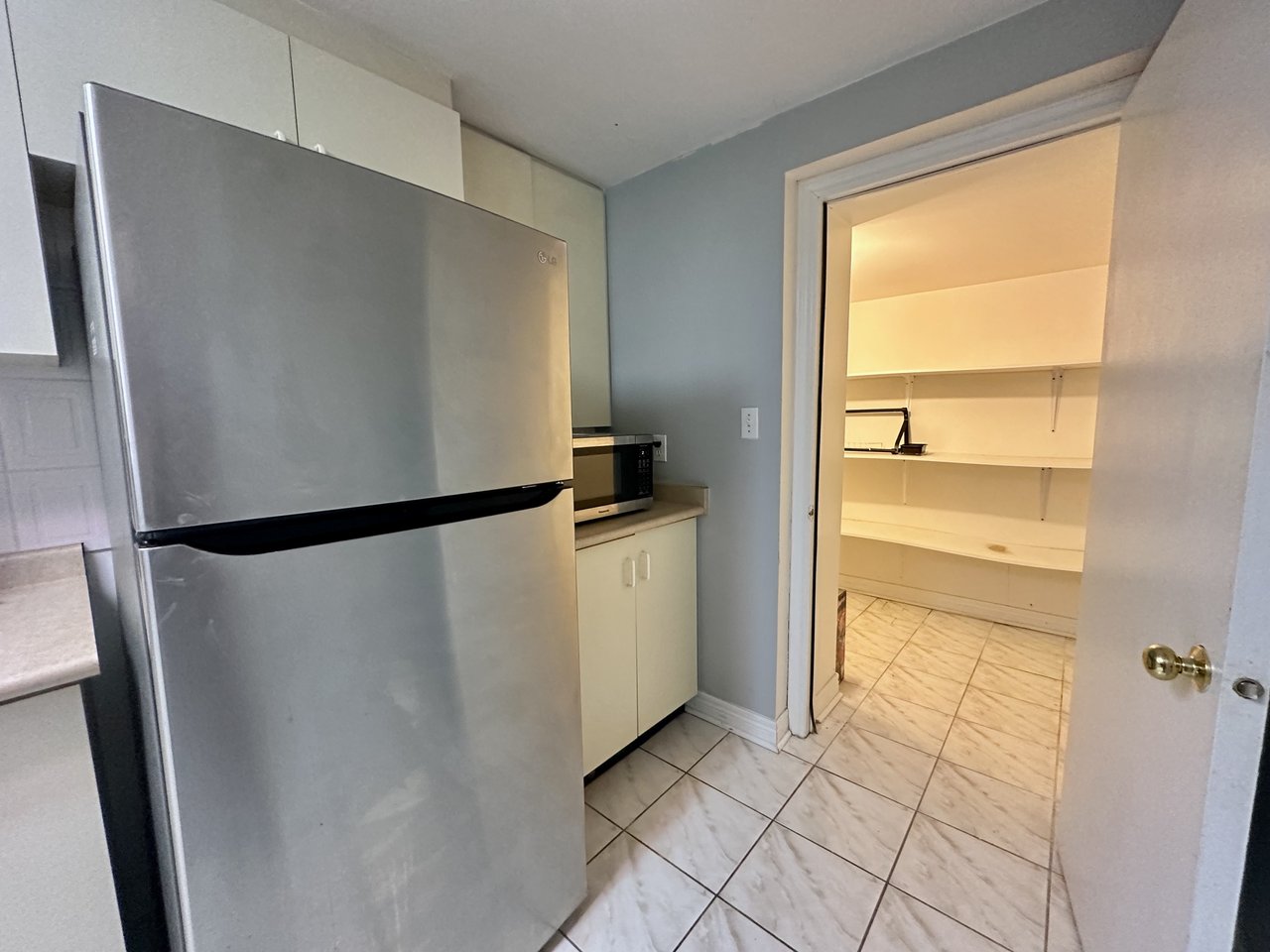 5 Belwood Boulevard  Unit:Bsmt