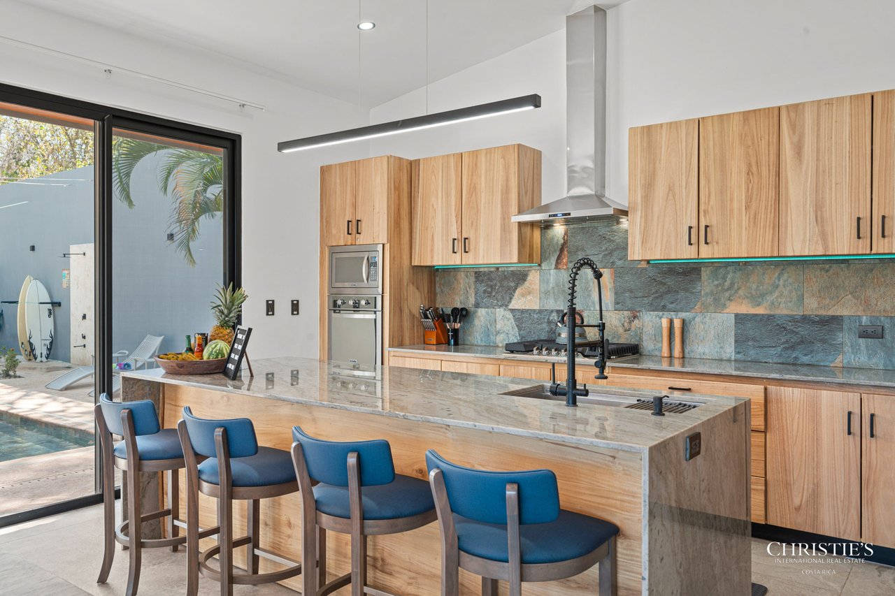 Villa Wahoo a Stunning Beachside Retreat 