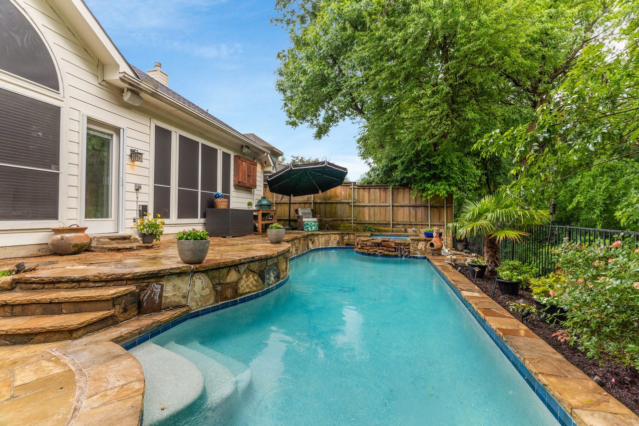 5604 Turtle Way