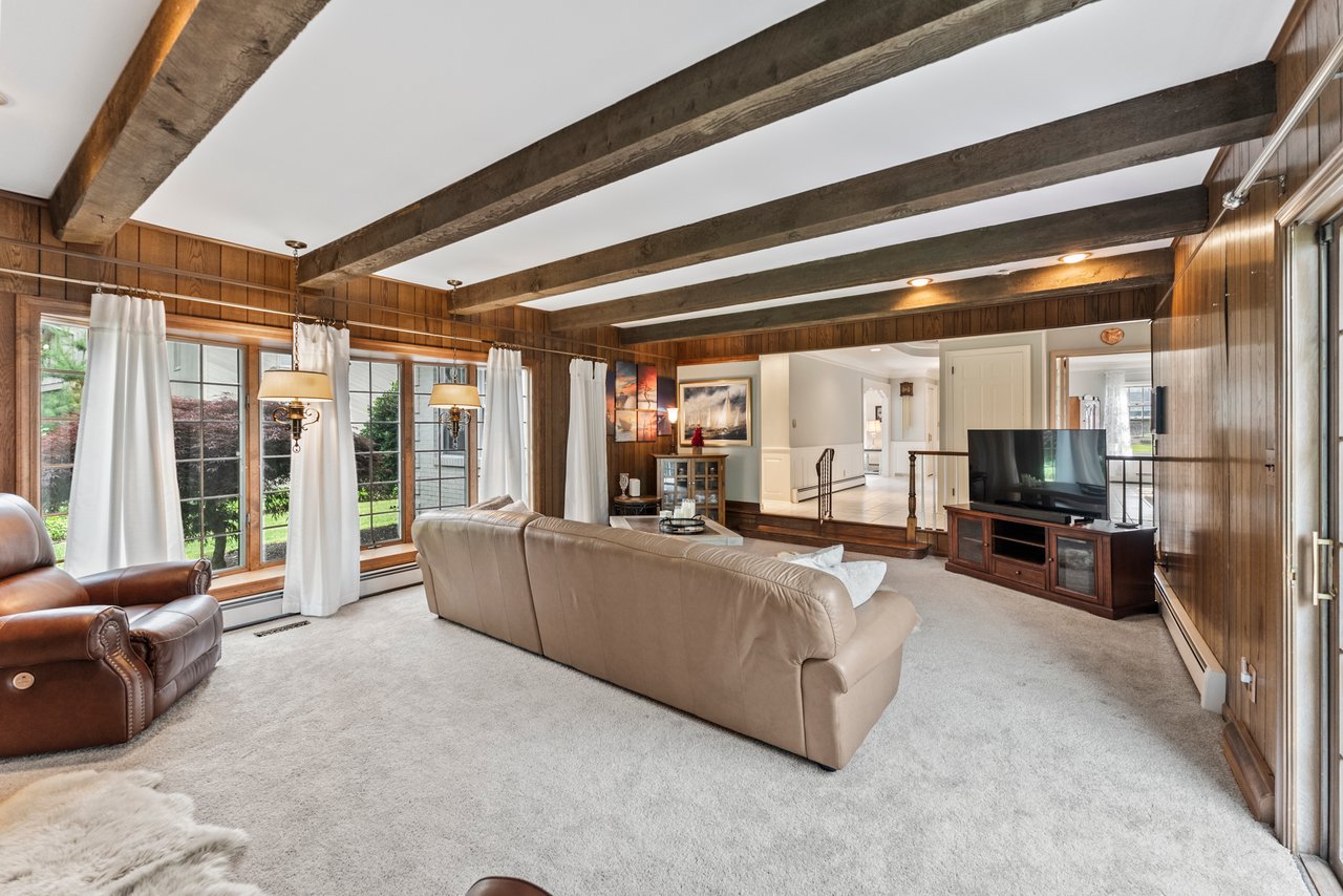 89 Eastwood Drive