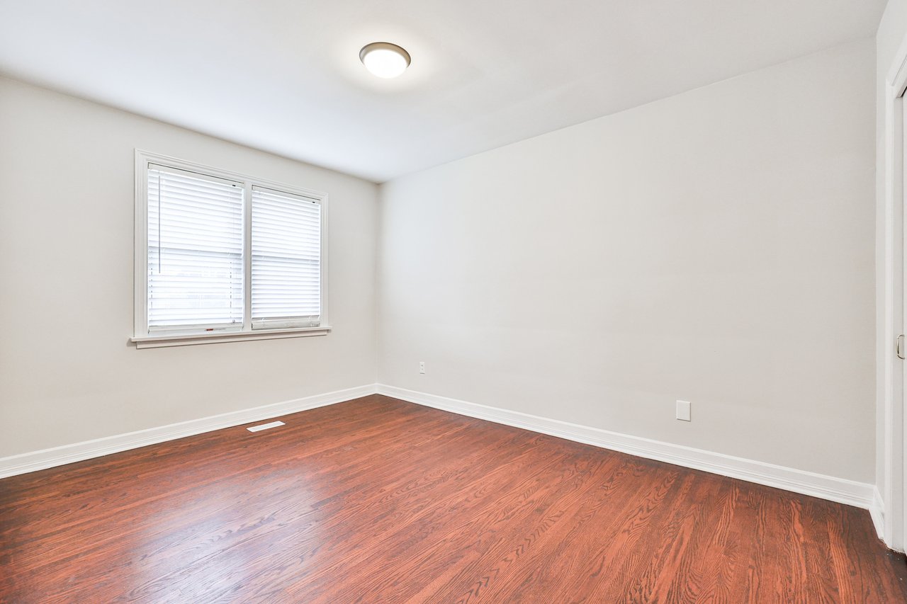 2063 Hixon Street, Oakville