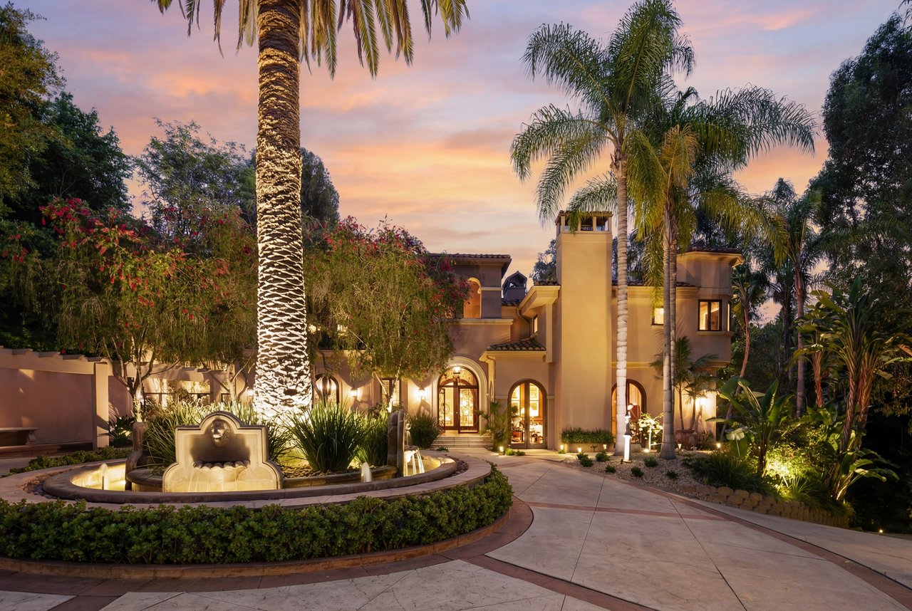 2700 Benedict Canyon Dr