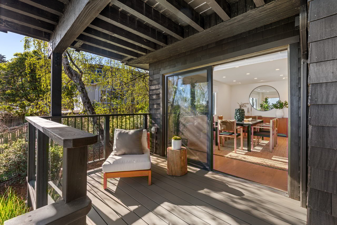 Gated View Residence on the Water