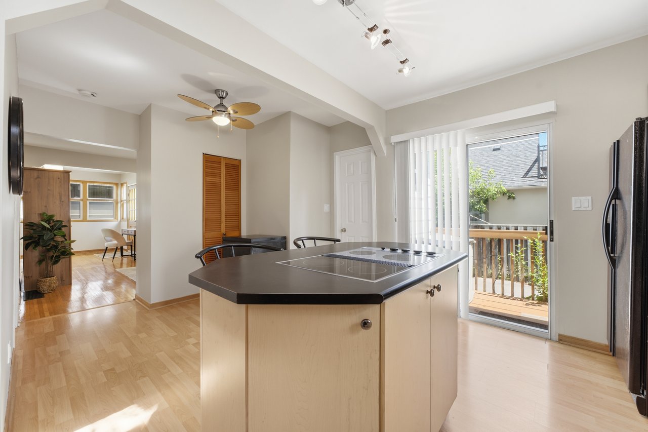 64 Eaglewood Blvd