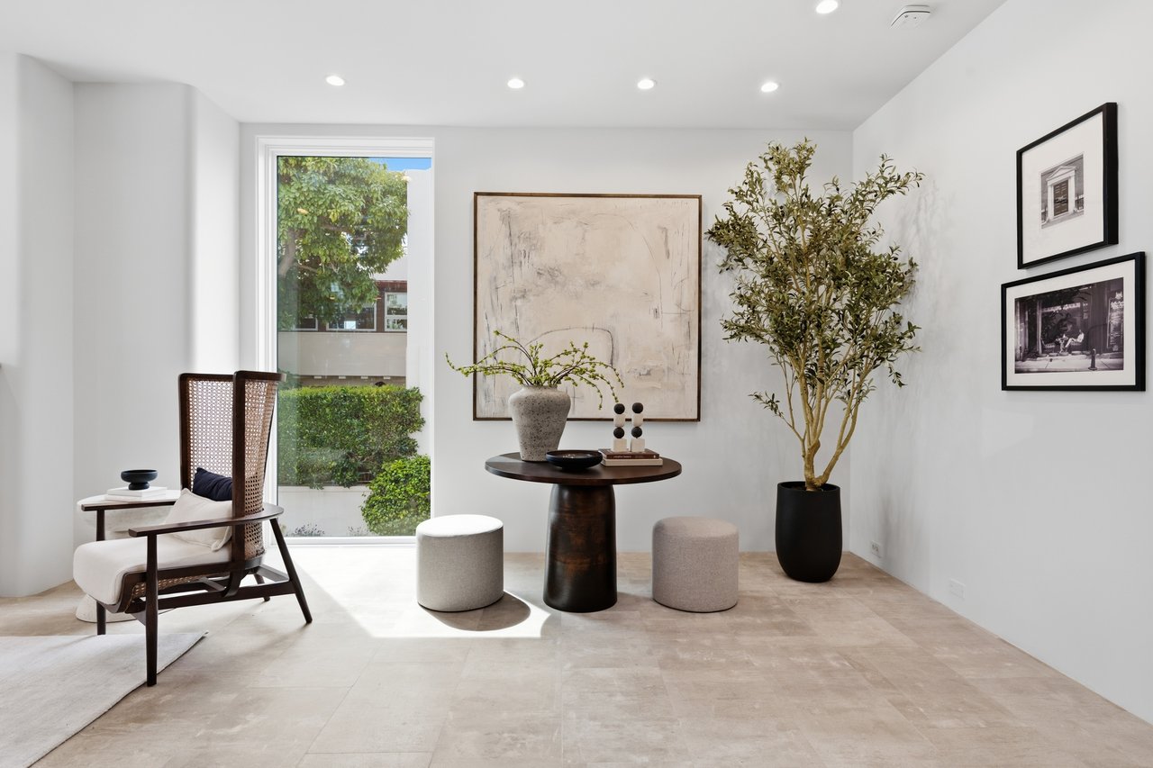Midcentury Marvel Above Russian Hill