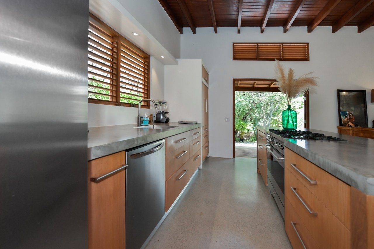 Nature-Infused Retreat at Picaron as Investment