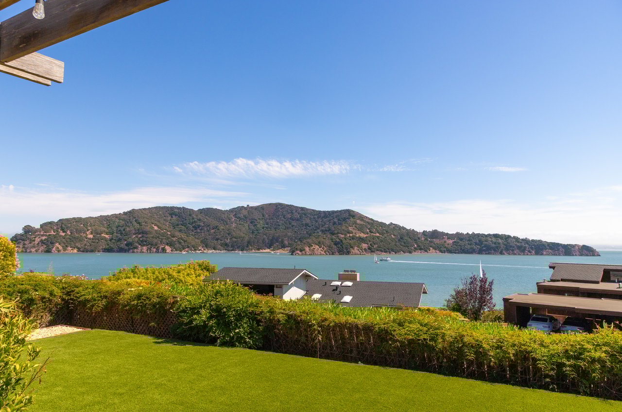 Picturesque Views of Angel Island and the Golden Gate Bridge
