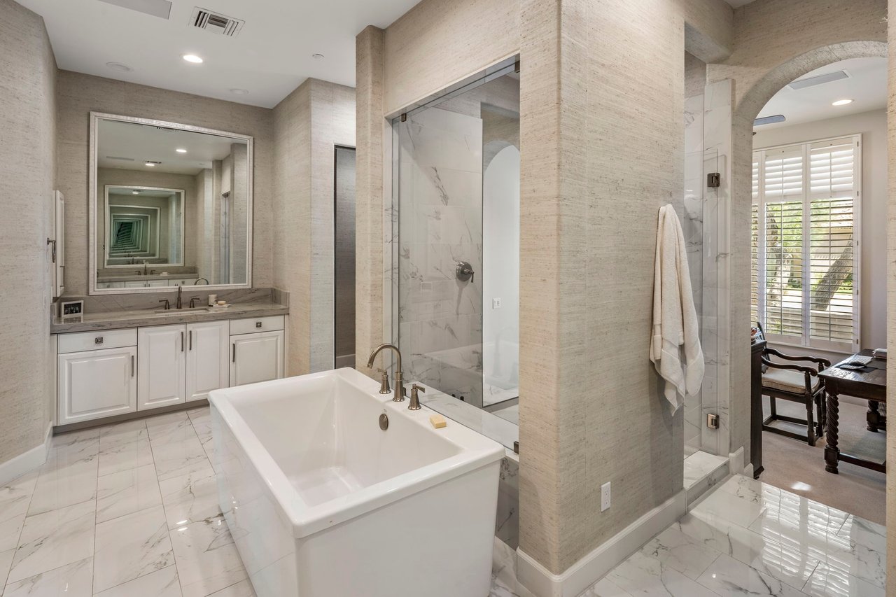 9290 E Thompson Peak Parkway, 110