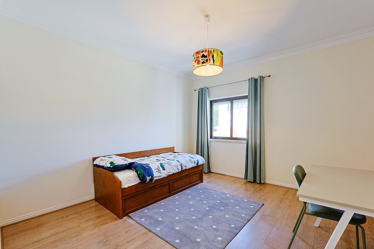 Luxury 3-Bedroom Apartment in Prestigious Cascais