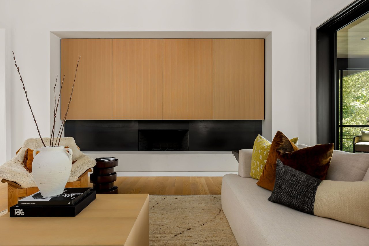 Deep Eddy Luxury