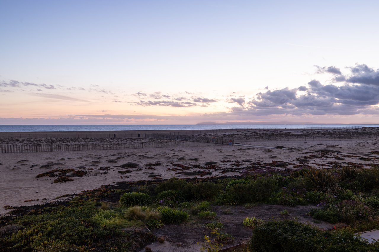 1309 E Balboa Boulevard
