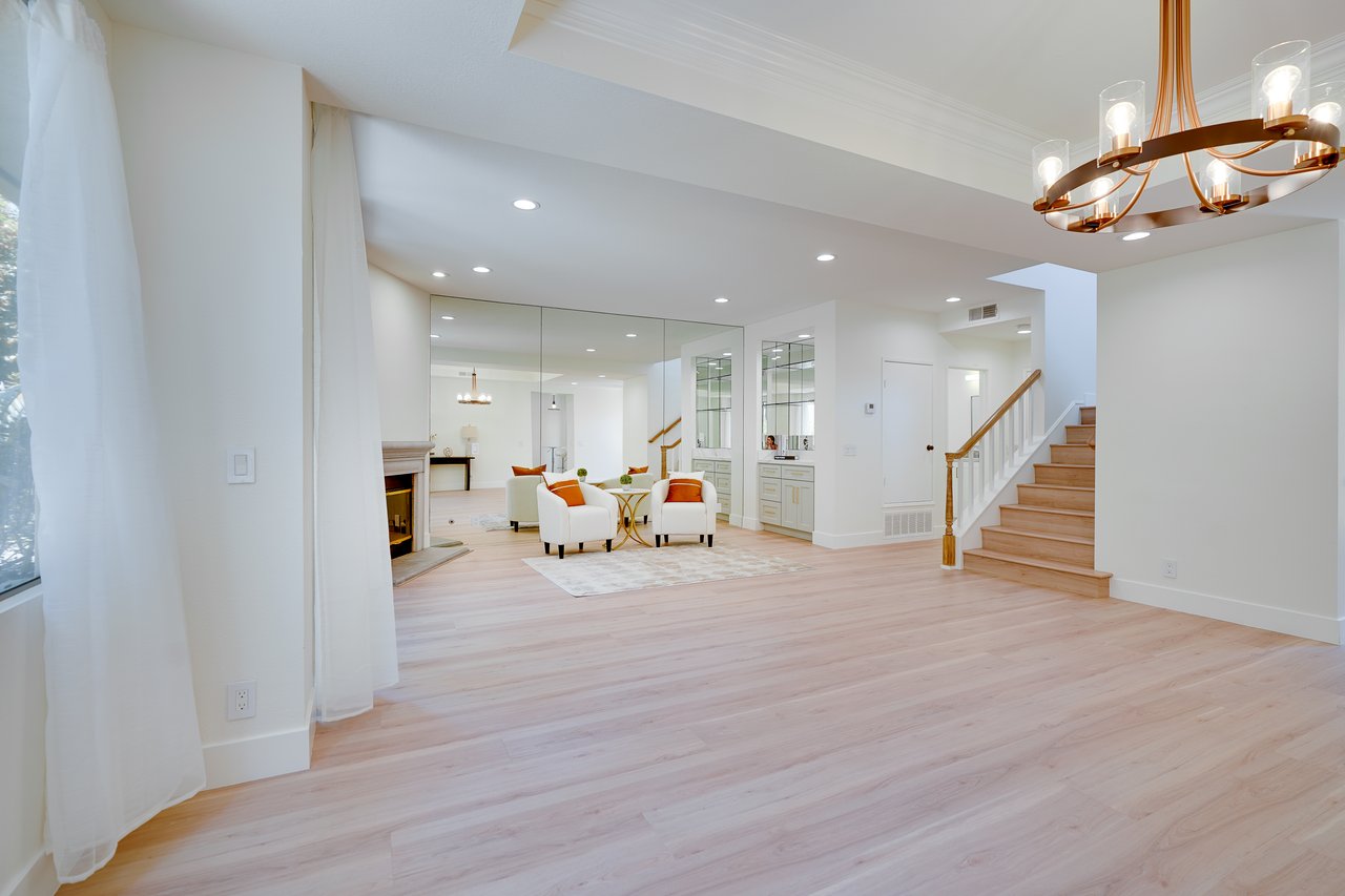 417 Bay Hill Drive 