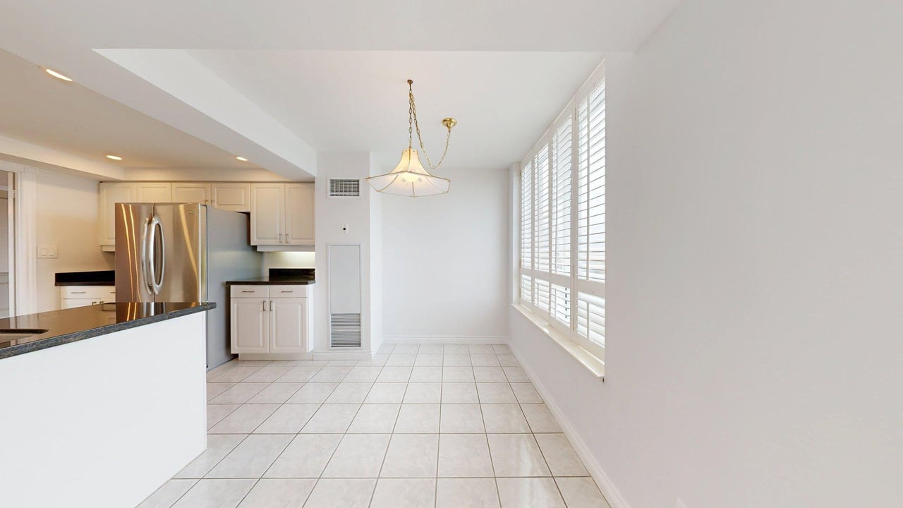 850 Steeles Avenue W Unit: 709