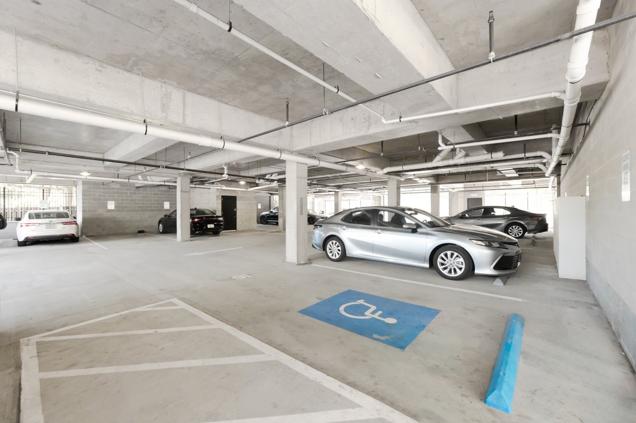 162-170 SOUTH ORANGE AVE Unit: 406