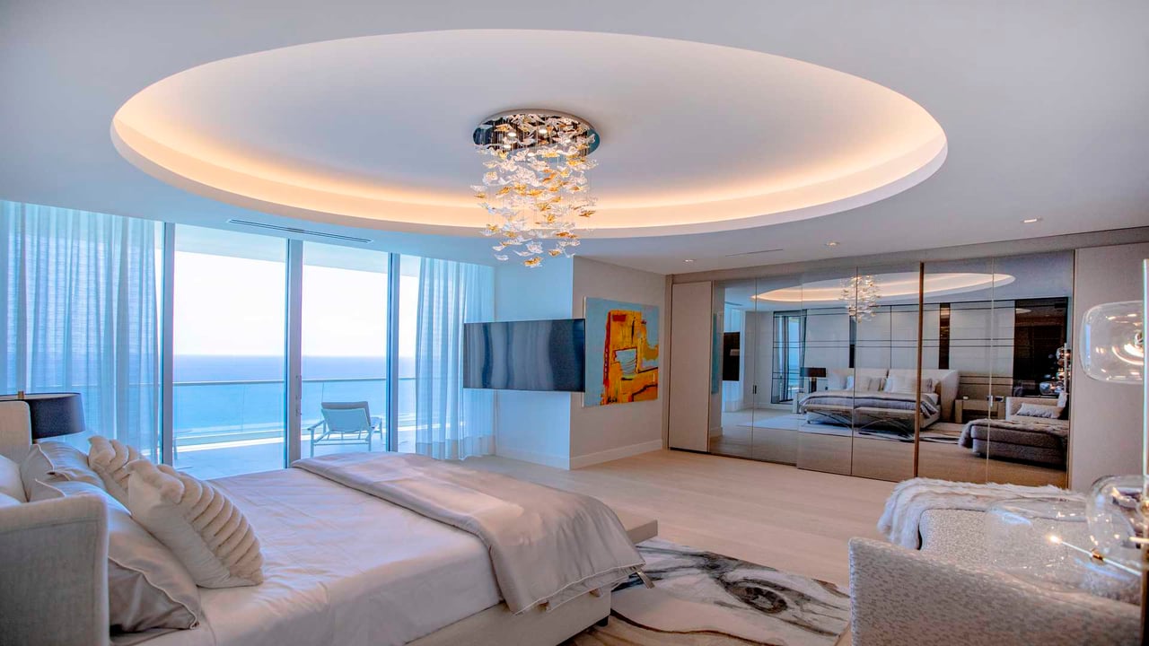 Turnberry Ocean Club primary bedroom 