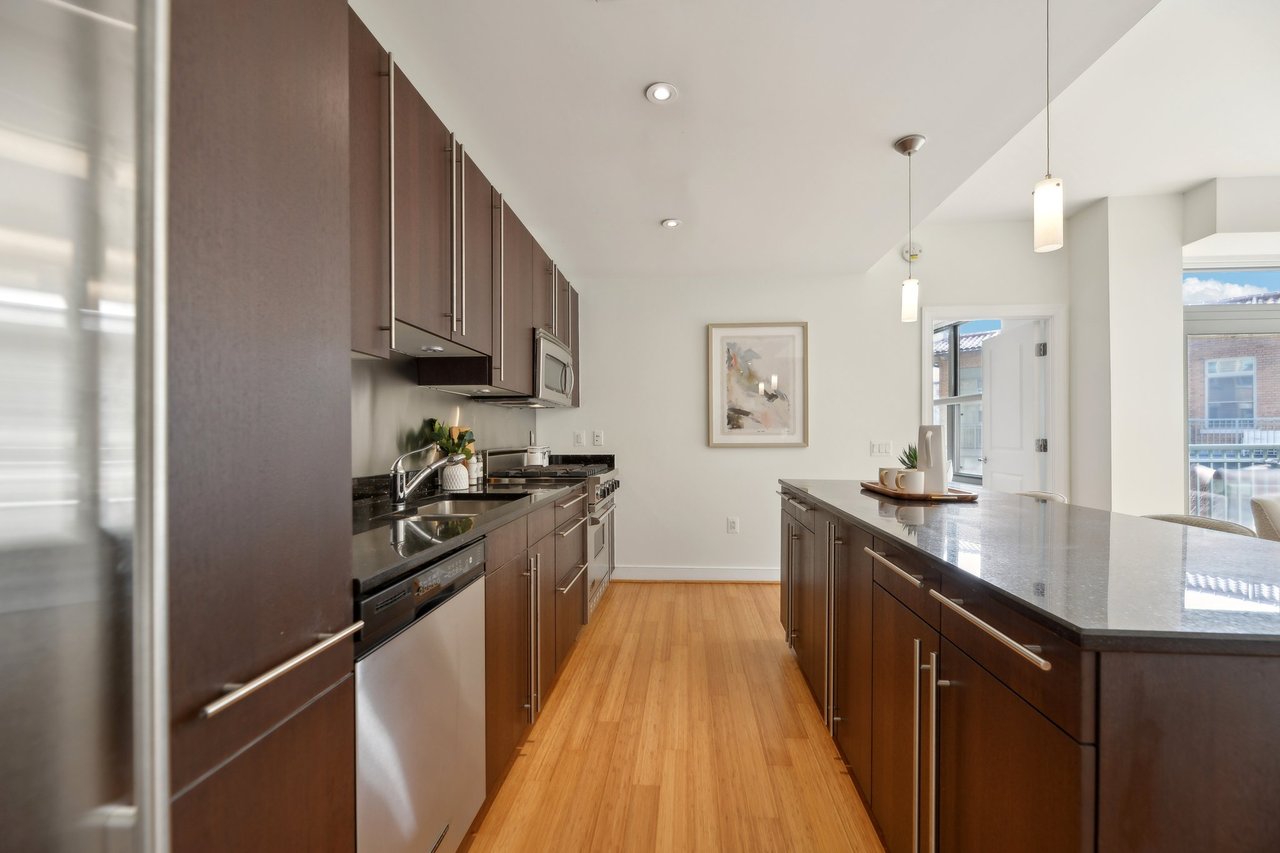 Unit 530 | The Columbia Residences