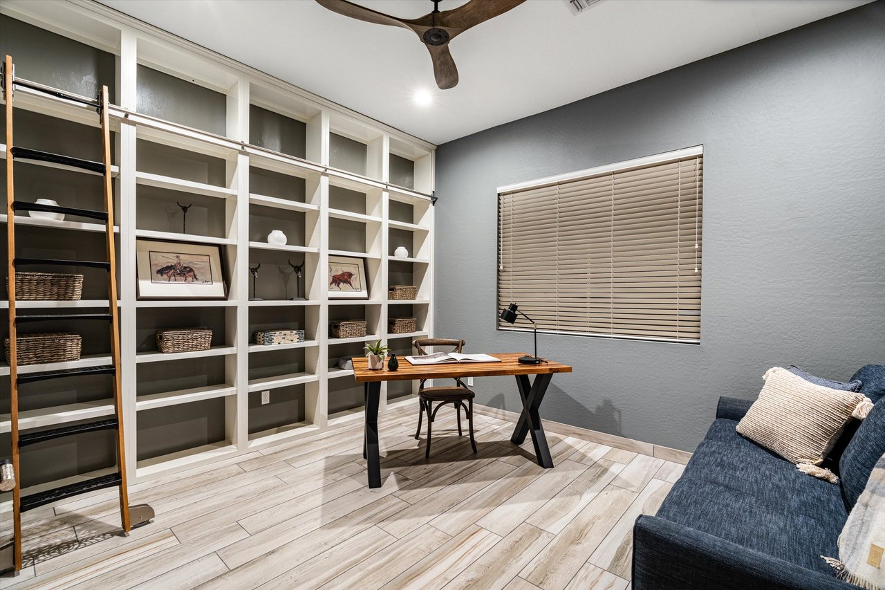 11115 E WINCHCOMB Drive, Scottsdale