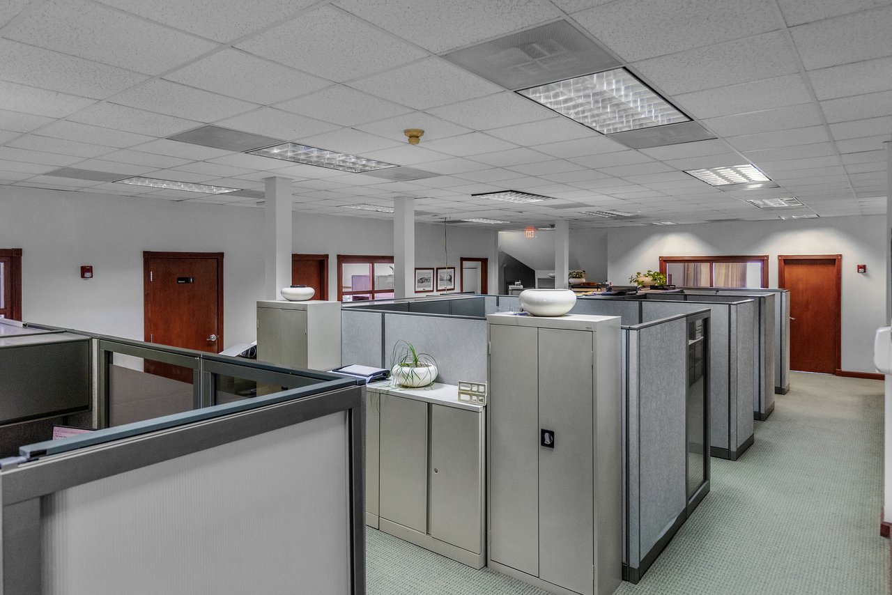 Montague Sterling Centre 5th Floor