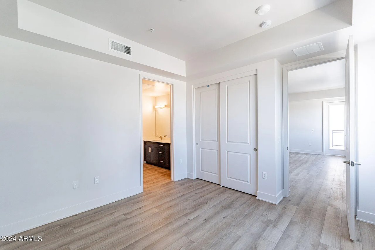 3131 N CENTRAL Avenue, 5012, Phoenix Unit: 5012