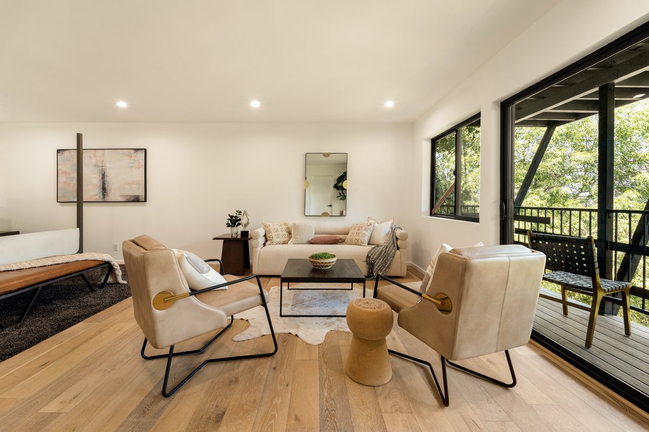 11587 Sunshine Ter, Studio City