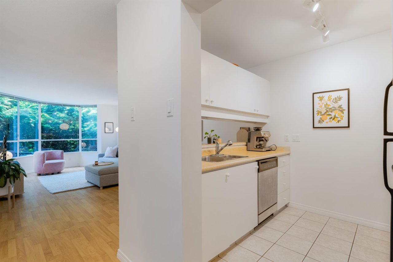 308-3905 Springtree Drive, Vancouver