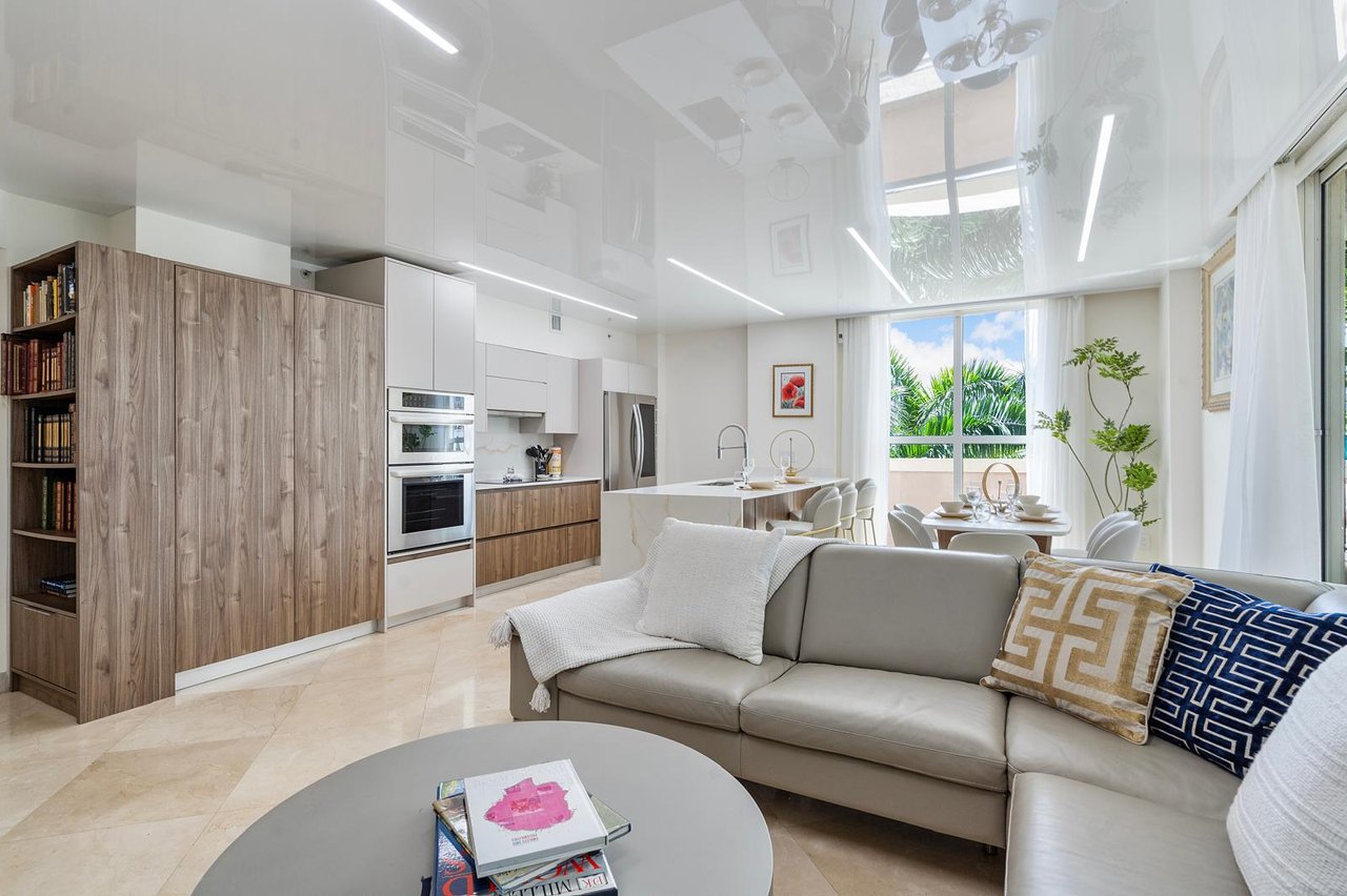 King David Short-Term Rental | Prime Location