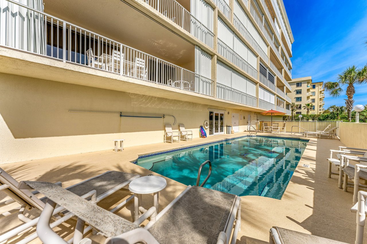 225 N Atlantic Avenue, 303