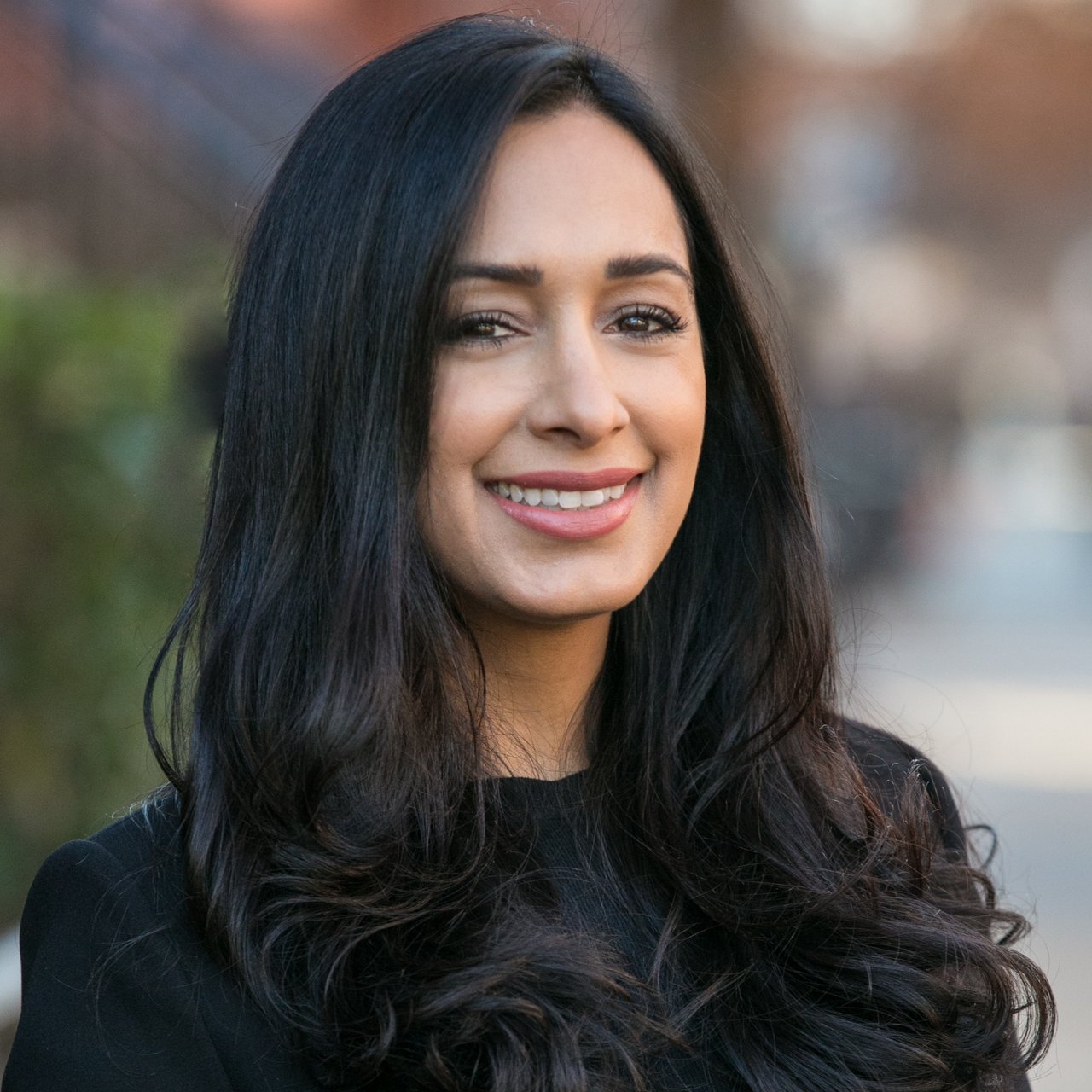 Christine Ayubi Jersey City, NJ Real Estate Agent Headshot